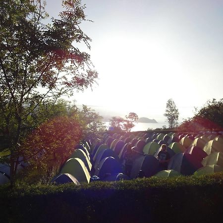 Zarautz Beachside Surf Camp Exterior foto