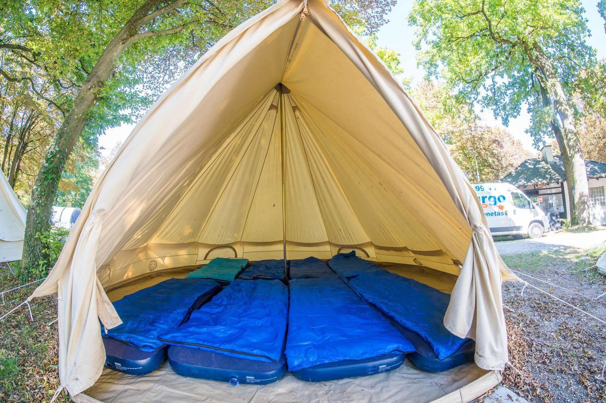 Zarautz Beachside Surf Camp Exterior foto